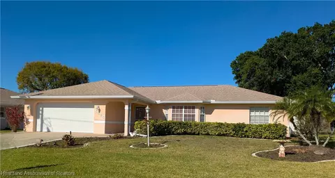 4225 Mandarin Rd, Sebring, FL 33875