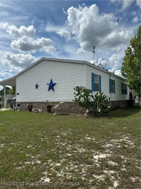 1122 Sunbird Ct, Sebring, FL 33872