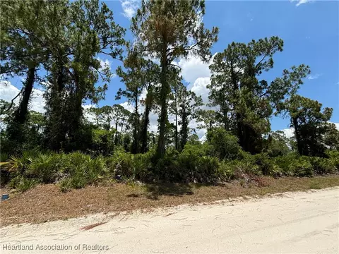 331 Roadrunner Ave, Sebring, FL 33870 photo 3