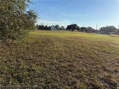 6117 Red Cedar Rd, Sebring, FL 33876
