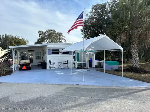4605 Welcome Dr, Sebring, FL 33870 photo 4