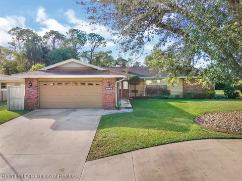 2019 Pasco Dr, Sebring, FL 33870