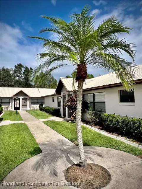 502 N Villaway N, Sebring, FL 33876
