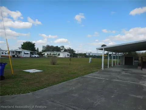8264 Pepper Dr, Sebring, FL 33870 photo 5