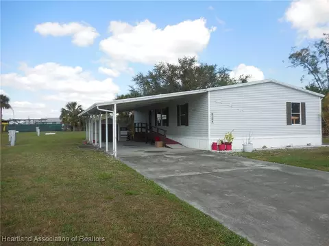 8264 Pepper Dr, Sebring, FL 33870 photo 3