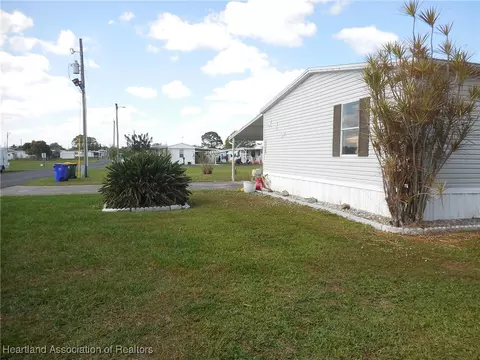 8264 Pepper Dr, Sebring, FL 33870 photo 6