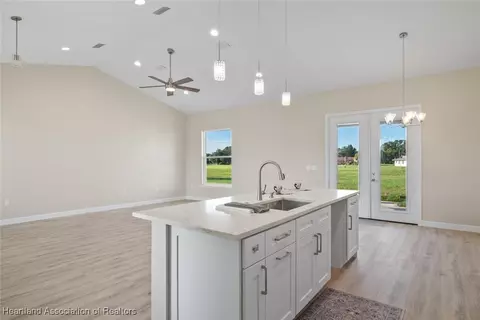 8300 Granada Rd, Sebring, FL 33876 photo 9