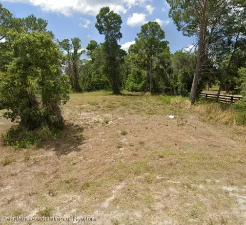 1301 Bassage Rd, Sebring, FL 33875