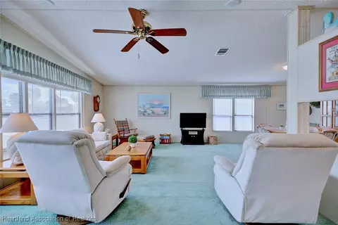2036 Robin Ct, Sebring, FL 33870 photo 4