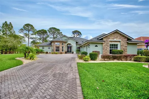 5008 Magnolia Pl, Sebring, FL 33872