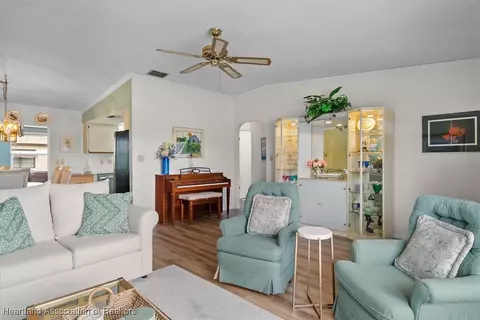 3901 Thunderbird Hill Cir, Sebring, FL 33872 photo 11