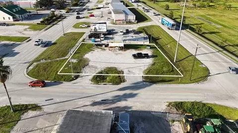 702 N 6th Ave, Wauchula, FL 33873