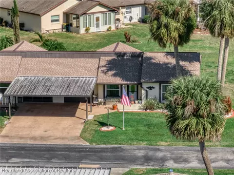 31 Jasmine St, Lake Placid, FL 33852