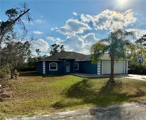 7943 Wynn St, Sebring, FL 33872