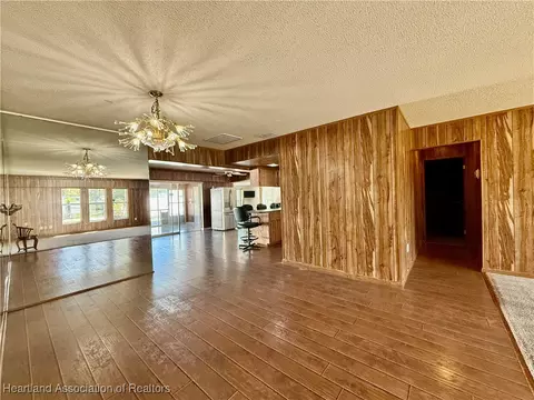 2026 Beach Dr, Sebring, FL 33870 photo 4