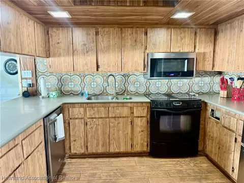 2026 Beach Dr, Sebring, FL 33870 photo 12