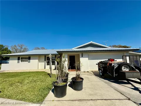 2026 Beach Dr, Sebring, FL 33870 photo 2