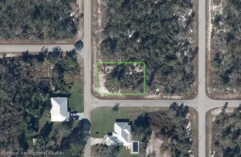 1270 Kiska St NE, Lake Placid, FL 33852