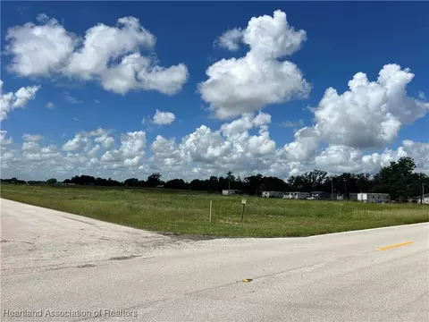 108 Lake Francis Rd, Lake Placid, FL 33852