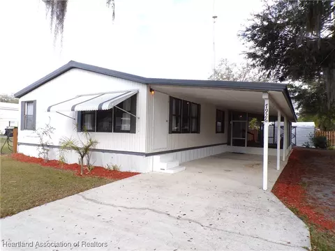 7926 Istokpoga St, Sebring, FL 33876
