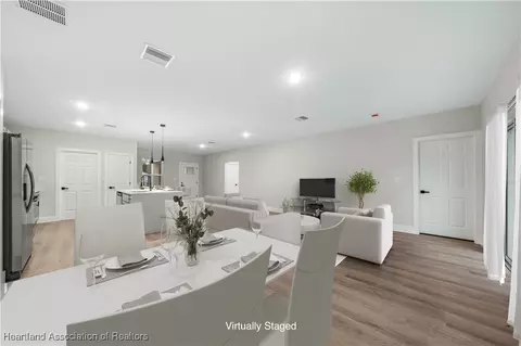 8710 Capilla St, Sebring, FL 33872 photo 9