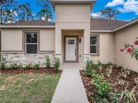 8710 Capilla St, Sebring, FL 33872 photo 5