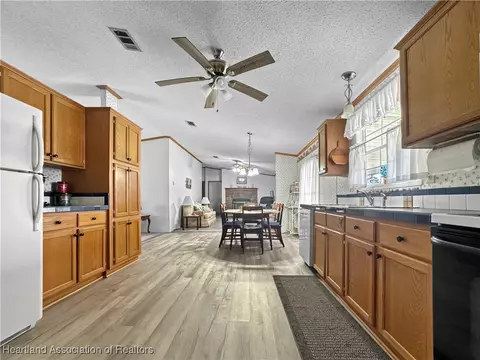 120 Sunbird Pl, Sebring, FL 33872 photo 7