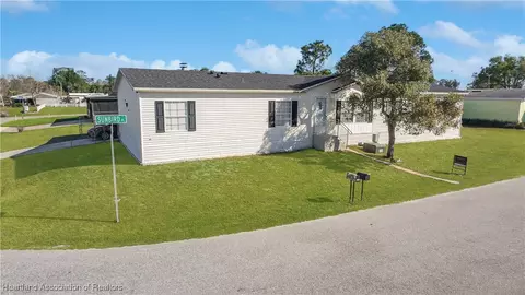 120 Sunbird Pl, Sebring, FL 33872