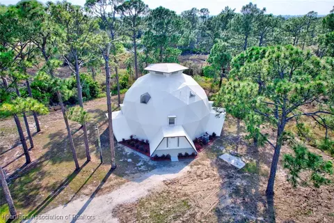 119 Martin St, Lake Placid, FL 33852
