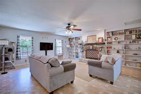 9137 Canter Path, Sebring, FL 33875 photo 2