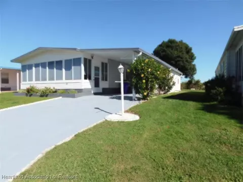 21 Pinecrest St, Lake Placid, FL 33852