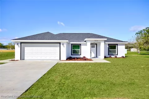 7524 Honeysuckle Dr, Sebring, FL 33876