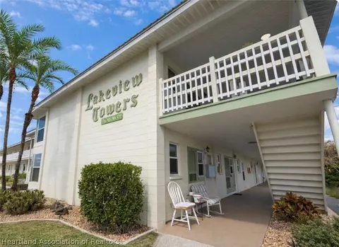 1801 Lakeview Drive 302, Sebring, FL 33870