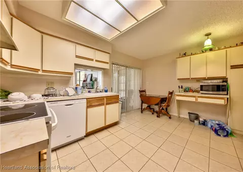 5817 Thunder Rd, Sebring, FL 33876 photo 6