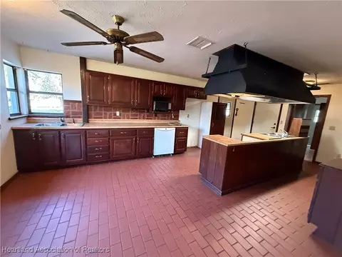 102 Tortoise Rd, Sebring, FL 33876 photo 5