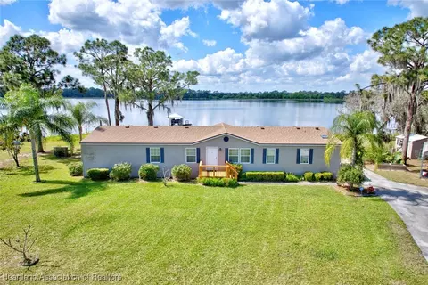1400 E Claradge Ave, Avon Park, FL 33825