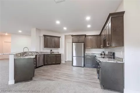 Kitchen - 5031 San Ignacio Dr, Sebring, FL 33872 photo 1 of 3