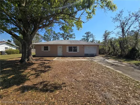 1518 Mulberry Ave, Lake Placid, FL 33852