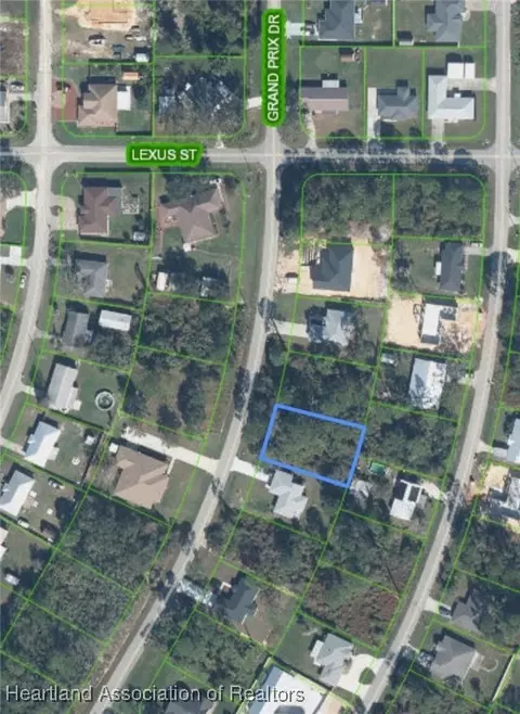 33206 Grand Prix Dr, Sebring, FL 33872