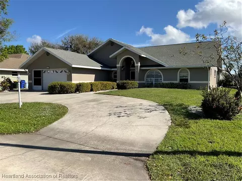 149 Blue Moon Ave, Lake Placid, FL 33852