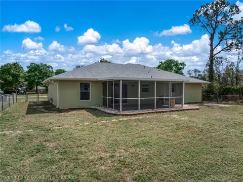 Exterior - 4409 Westminster Rd, Sebring, FL 33875 photo 3 of 7