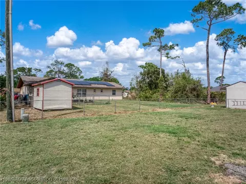 Exterior - 4409 Westminster Rd, Sebring, FL 33875 photo 2 of 7