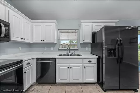 Kitchen - 4409 Westminster Rd, Sebring, FL 33875 photo 3 of 5