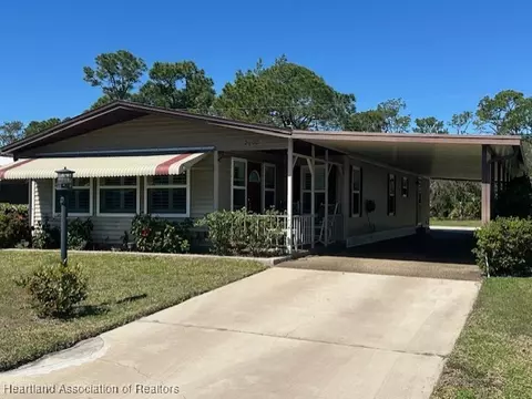 2602 Georgia St, Sebring, FL 33870