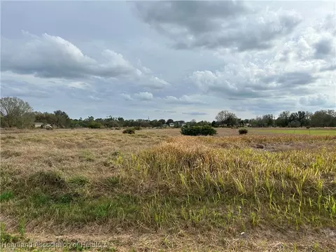 2751 W Matte Rd, Avon Park, FL 33825