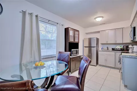Dining - 3114 Marlin Dr, Sebring, FL 33870 photo 2 of 2