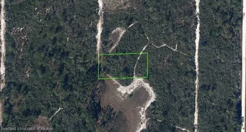 Gray Wolf Avenue, Sebring, FL 33870 photo 2
