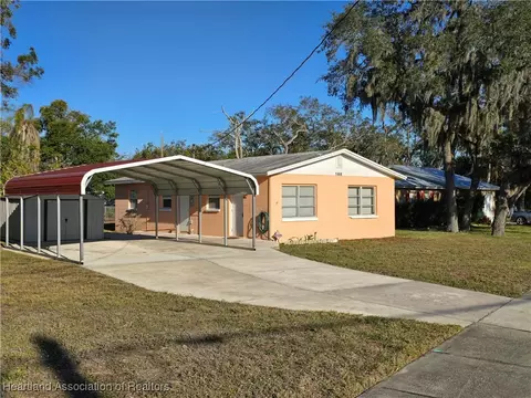 1460 Hawthorne Dr, Sebring, FL 33870