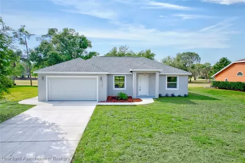 2148 Dog Leg Dr, Sebring, FL 33872