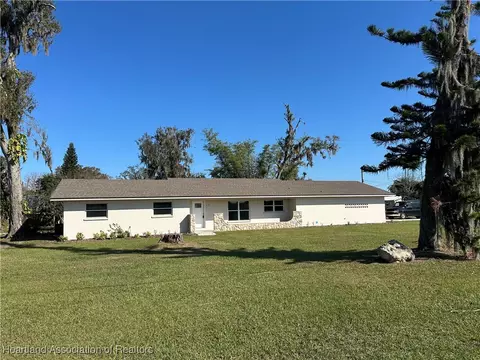 215 W Carter Rd, Lakeland, FL 33813